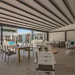 Hotel Nyota & Conference Center Mamaia