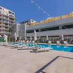 Hotel Nyota & Conference Center