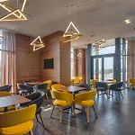 מלון Nyota & Conference Center מאמאיה