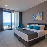 Nyota & Conference Center Mamaia