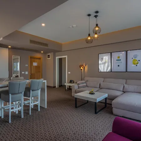 Hotel Nyota & Conference Center Mamaia