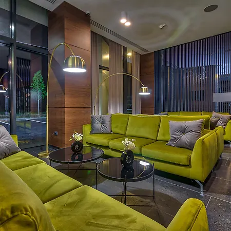 מלון Nyota & Conference Center 4*