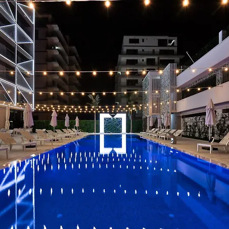 Nyota & Conference Center Mamaia