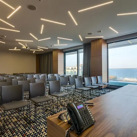 Hotel Nyota & Conference Center Mamaia