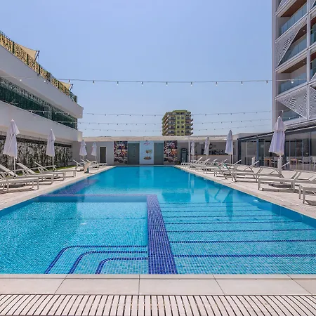 فندق Nyota & Conference Center