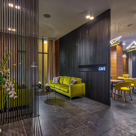 Hotel Nyota & Conference Center