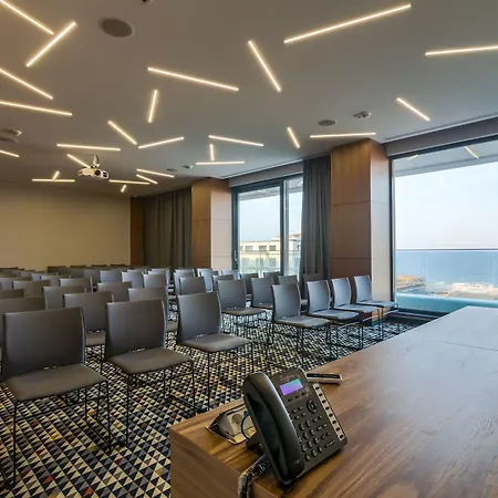 Nyota & Conference Center Hotel Mamaia