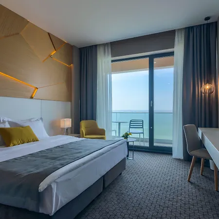 Nyota & Conference Center 4* مامايا