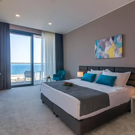 Nyota & Conference Center Mamaia