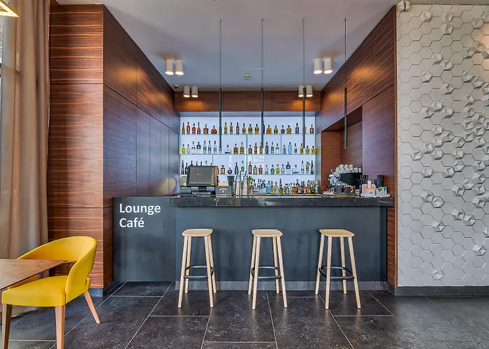 Nyota & Conference Center Hotel Mamaia