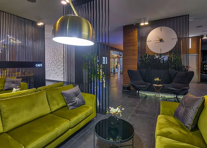 Nyota & Conference Center 4* Mamaia