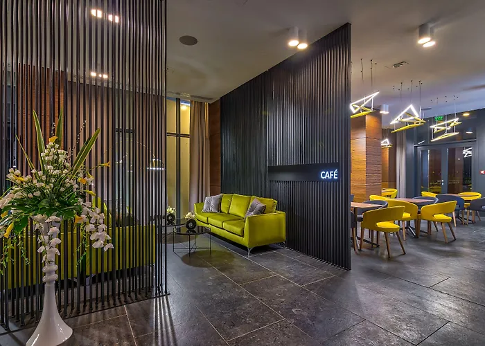 Hotel Nyota & Conference Center