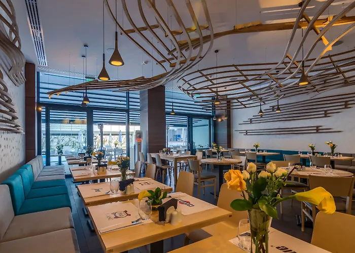 Nyota & Conference Center Hotel Mamaia