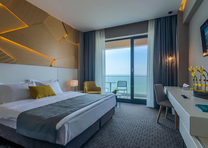 Nyota & Conference Center 4* Mamaia