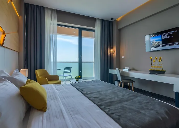 Nyota & Conference Center 4* Mamaia