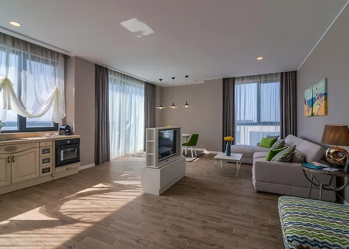 Nyota & Conference Center Hotel Mamaia