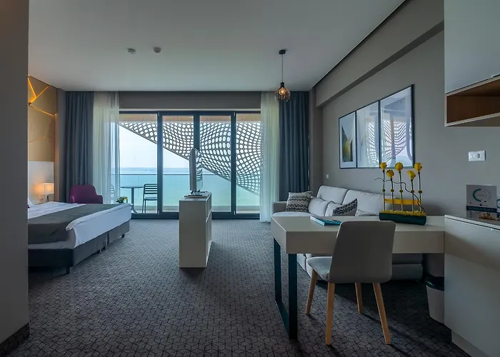 Hotel Nyota & Conference Center Mamaia