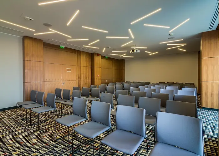 Nyota & Conference Center 4* Mamaia